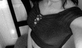 Italienne chaude et sexy outcall 450 232 8856